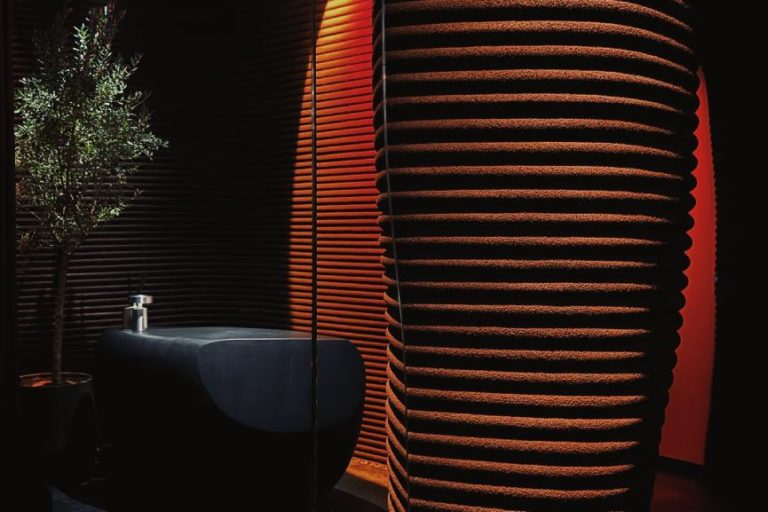 DA BUREAU unfolds world’s largest 3D-printed interior in Dubai