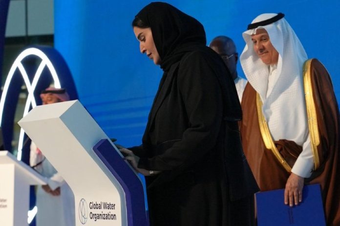 Qatar signs Global Water Organization Charter Qatar signs Global Water Organization Charter