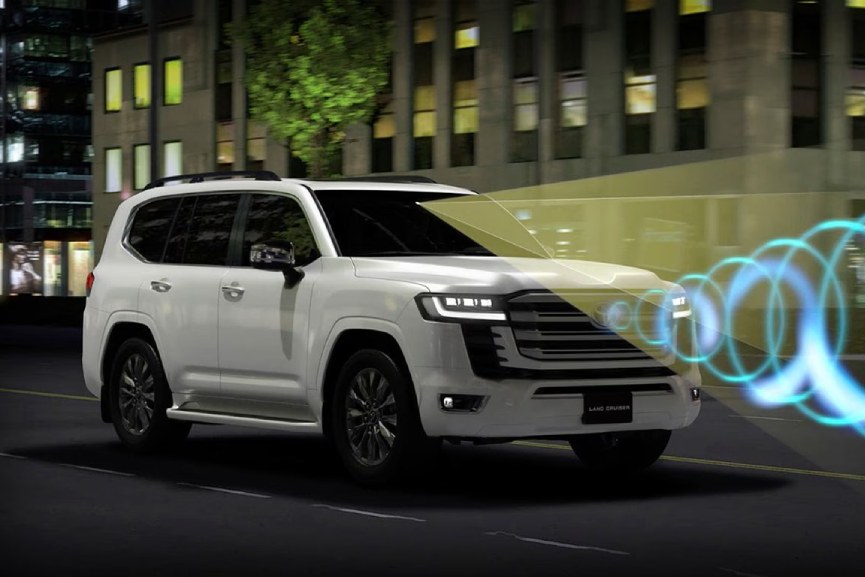Al Futtaim launches Land Cruiser Hybrid in UAE
