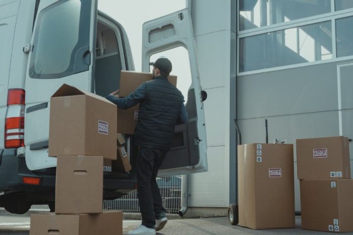 7X and Amazon partnership