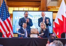 Gulf Air, Boeing sign $4.6bn Dreamliner deal