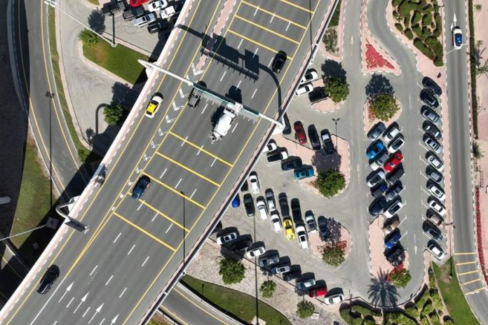 Parkin, Dubai Holding tie to boost smart parking access