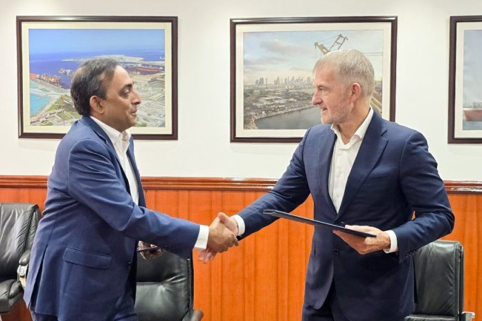 Drydocks World EPC contract for FLNG facility