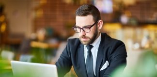 Desk-Friendly Wellness Habits for Healthy Working - GCC Business News