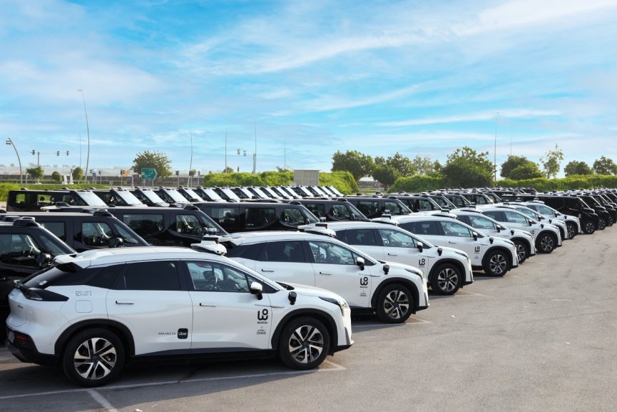 Robotaxi commercial operations in Abu Dhabi-GCC Business News