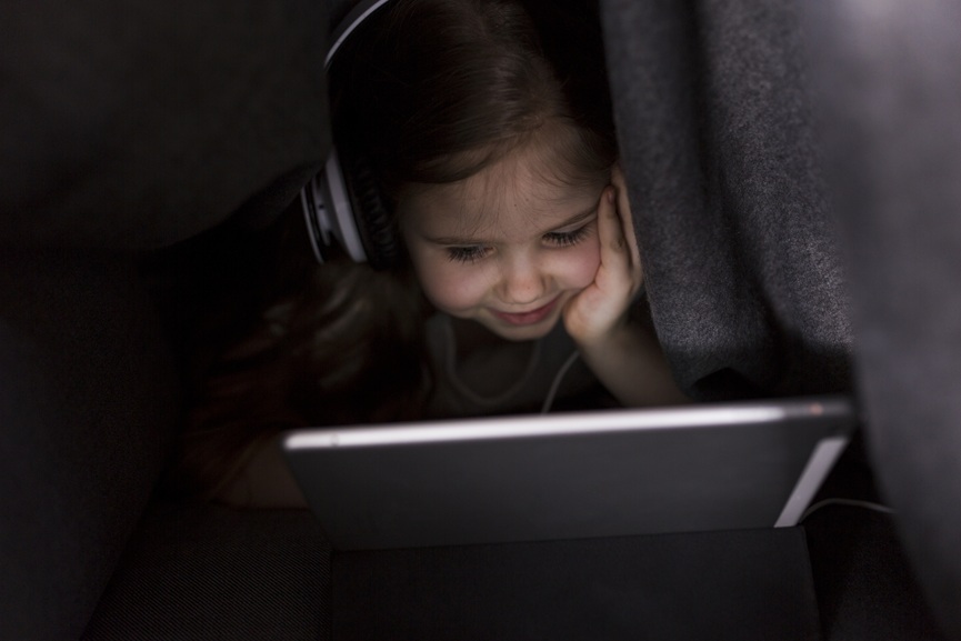 UAE child digital safety federal law- GCC Business News