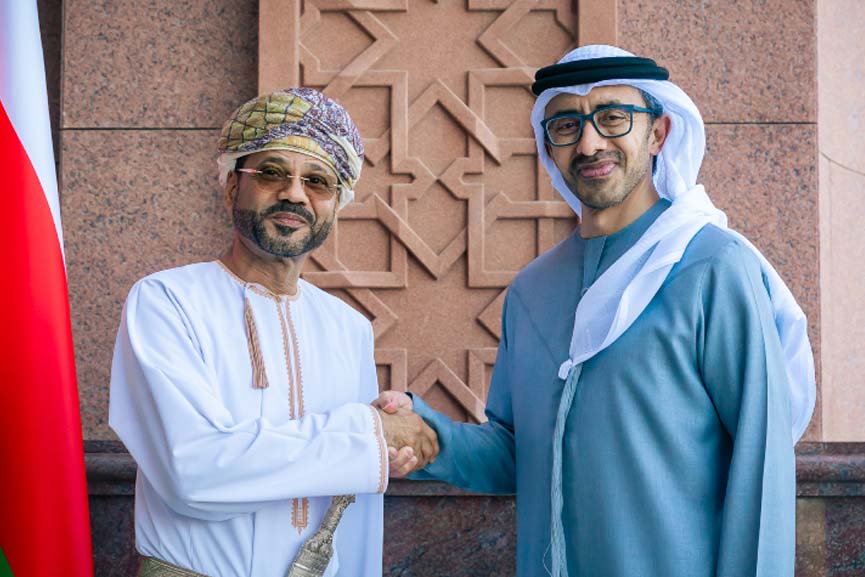 UAE and Oman discuss enhancing bilateral relations