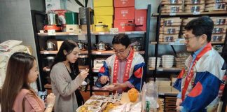 Dubai supermarket tasting event