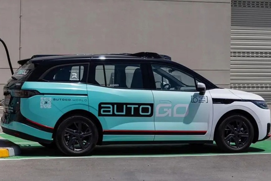 Abu Dhabi Expands Autonomous Taxi Services on Yas Island-GCC Business News