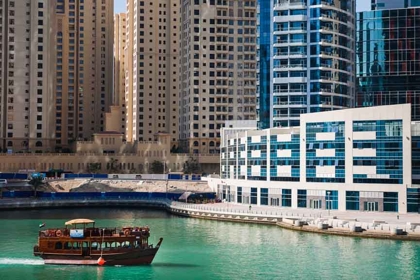 What is luxury tourism