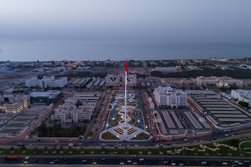 Oman explores regional developments with Qatar