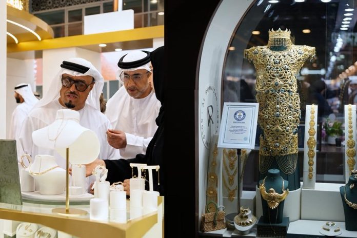 World’s most expensive gold dress debuts at 57th WJMES -GCC Business News World’s most expensive gold dress debuts at 57th WJMES -GCC Business News
