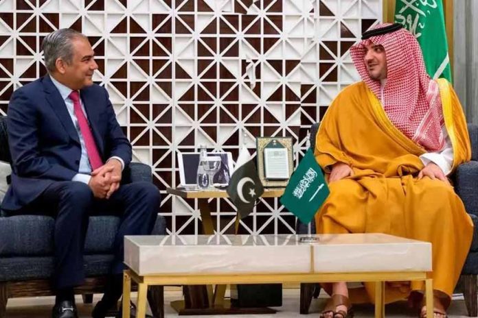 Saudi Arabia-Pakistan sign security cooperation Saudi Arabia-Pakistan sign security cooperation