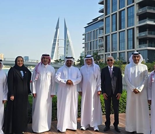 Bahrain Finance Minister meets Saudi Fund CEO