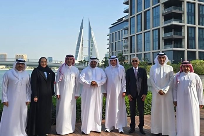 Bahrain Finance Minister meets Saudi Fund CEO Bahrain Finance Minister meets Saudi Fund CEO