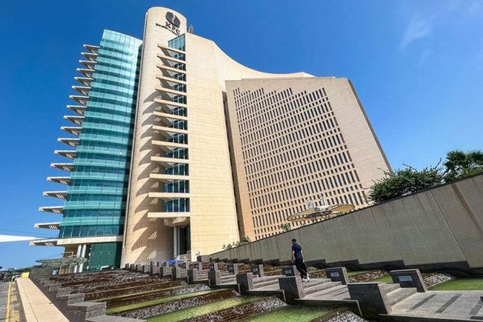 Kuwait's KPC secures -16bn oil pipeline investment deal-GCC Business News Kuwait's KPC secures -16bn oil pipeline investment deal-GCC Business News